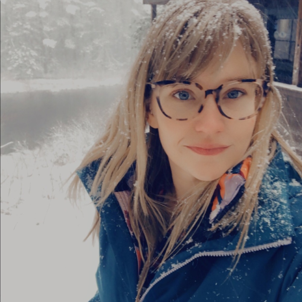Meet your Posher, Stephanie